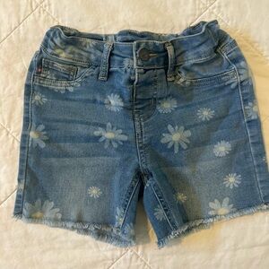 Vigoss Light Blue Daisy Print Denim Shorts- Sz XS (5/6)